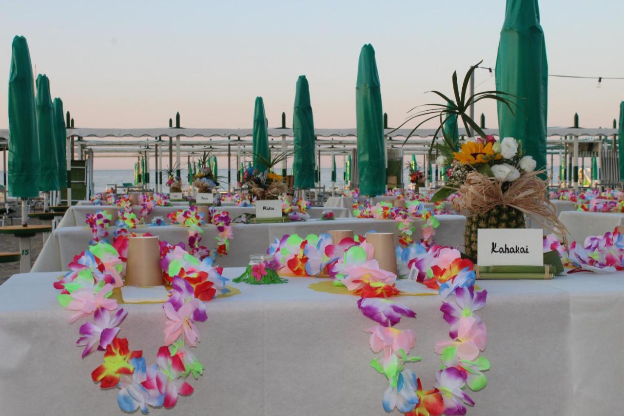 Hotel Alfonsina Riccione Exterior foto